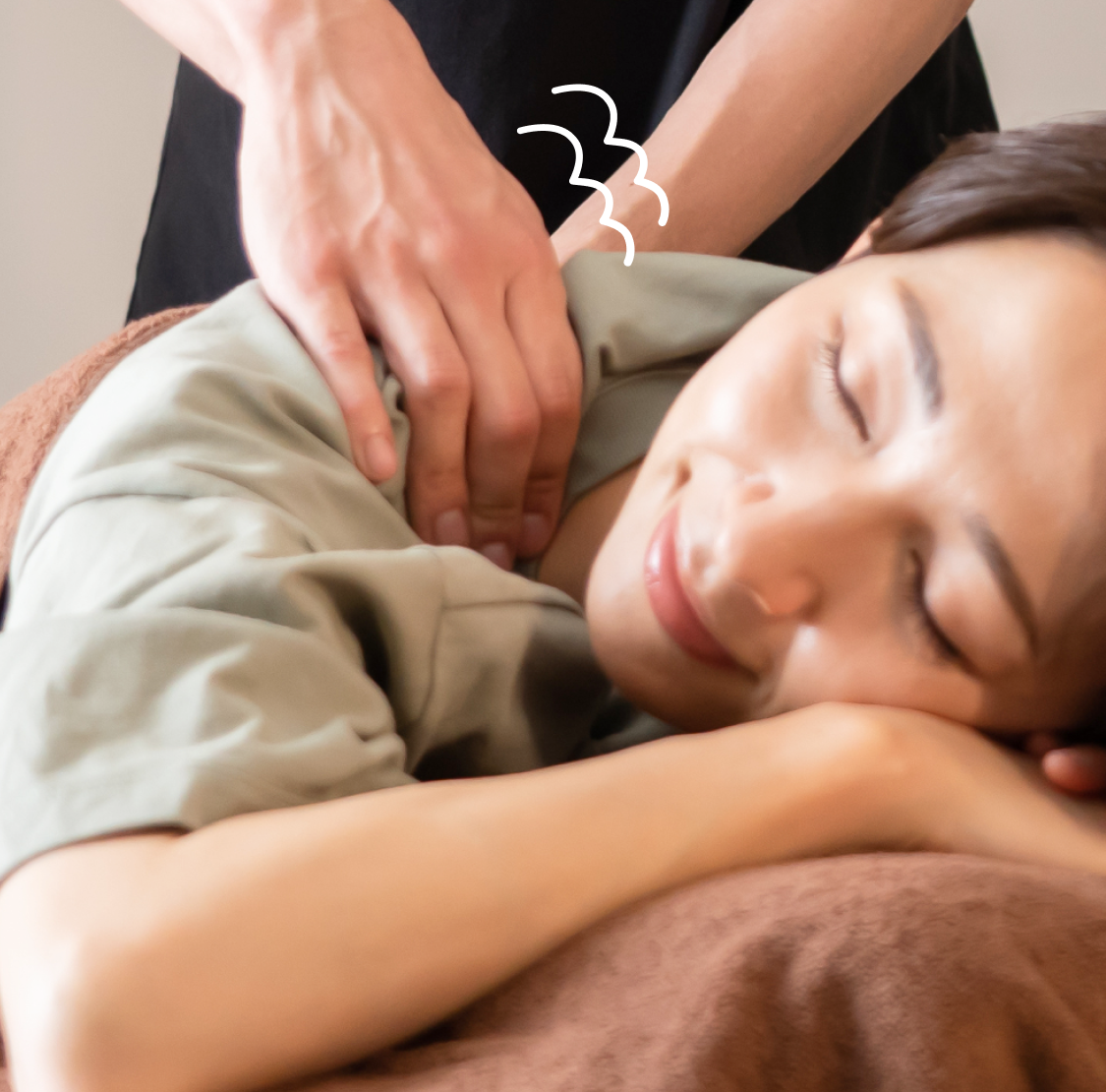 整体 つぼ療法 マッサージ 肩こり
      腰痛 骨盤矯正 産後ケア ダイエット 耳つぼ エステの事なら十和田市のamon（アモン）で施術を受けているお客様の写真